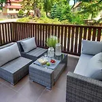Funkcjonalne I Stylowe Sun Seasons 24 W Karpaczu By Renters Апартаменты