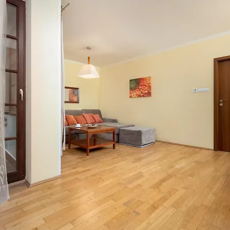 Funkcjonalne I Stylowe Sun Seasons 24 W Karpaczu By Renters Апартаменты