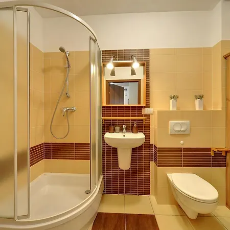 Funkcjonalne I Stylowe Sun Seasons 24 W Karpaczu By Renters *