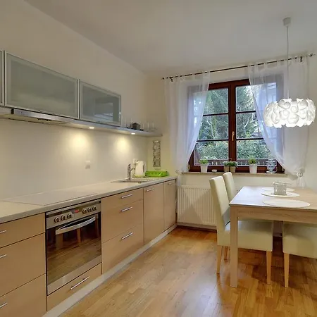 Funkcjonalne I Stylowe Sun Seasons 24 W Karpaczu By Renters *