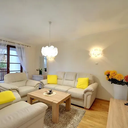 דירה Funkcjonalne I Stylowe Sun Seasons 24 W Karpaczu By Renters *